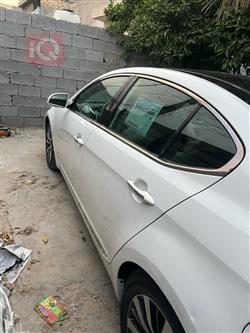 Kia Cadenza